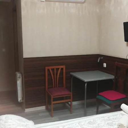 بيت ضيافة Escarla 3*