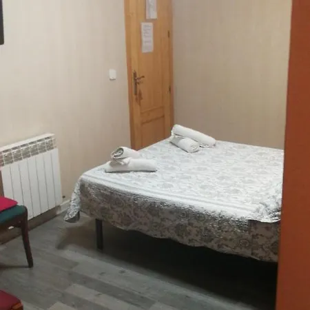 Escarla بيت ضيافة Aren