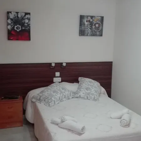 Escarla بيت ضيافة Aren