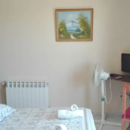 Escarla بيت ضيافة Aren