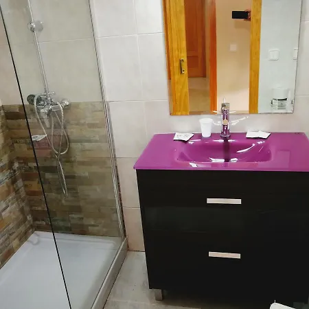 بيت ضيافة Escarla 3*