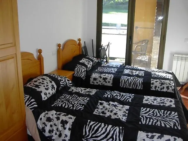 Escarla בית הארחה Aren