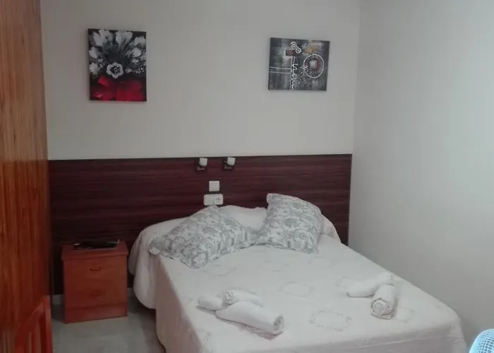 Escarla בית הארחה Aren